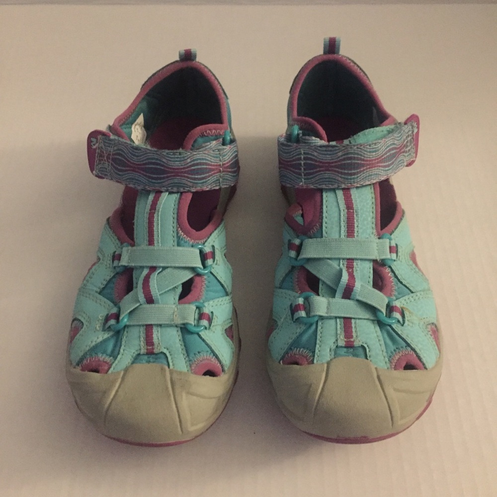 Merrell’s Hydro Water Hiker Sandal. Size 3